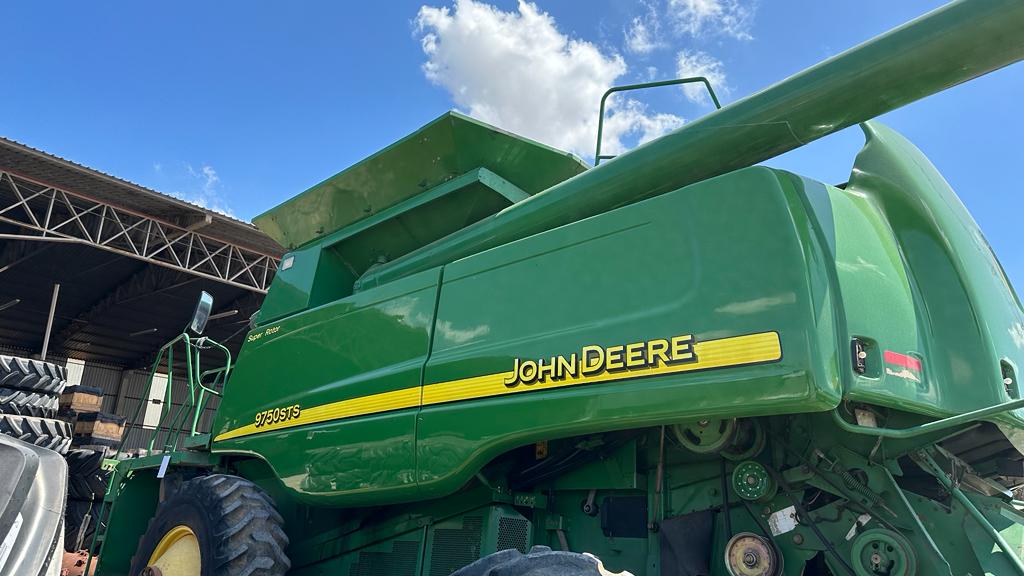 JohnDeereSTS9750