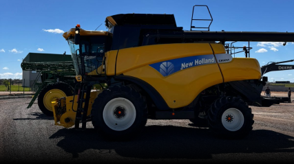 NewHollandCR9060 4